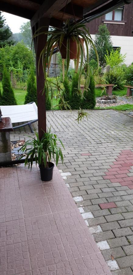 Bungalow Hugo Oppach Eksteriør billede